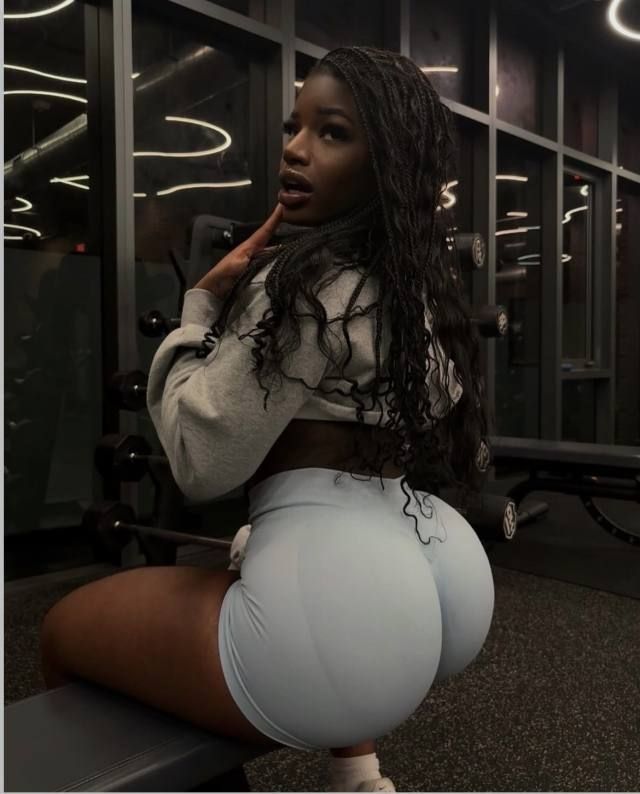 Black hot Single mom looking for a regular fuck mate game card for kid is all - Image 2